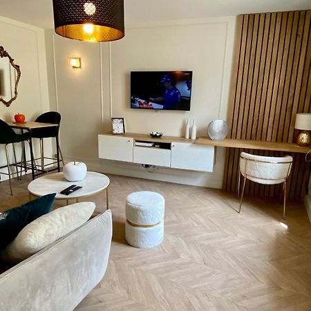 Superbe Appartement Terrasse Et Parking Gratuit Auxerre Exteriér fotografie